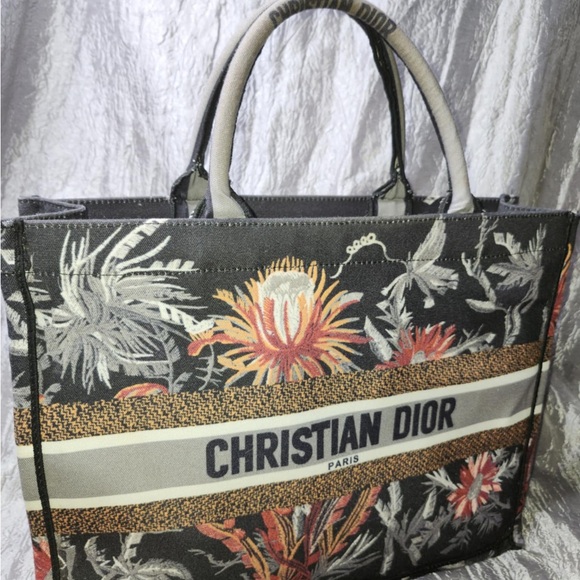 Christian Dior Floral Pattern Tote - Picture 1 of 8